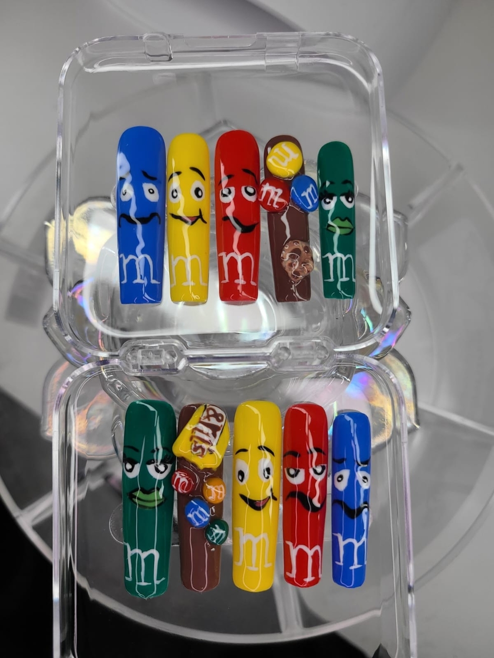 SizeXS-M&M'S Colorful Character Press-On Nails in Blue, Yellow, Red, Green,Brown